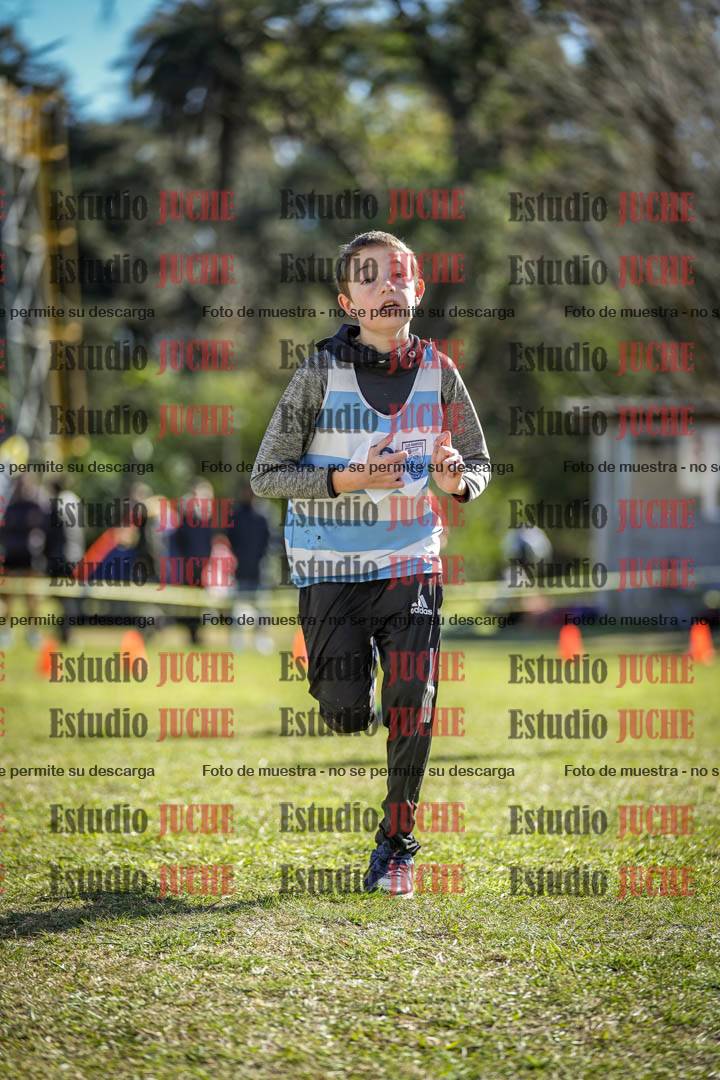 Fotos de la llegada del cross de 1000 m