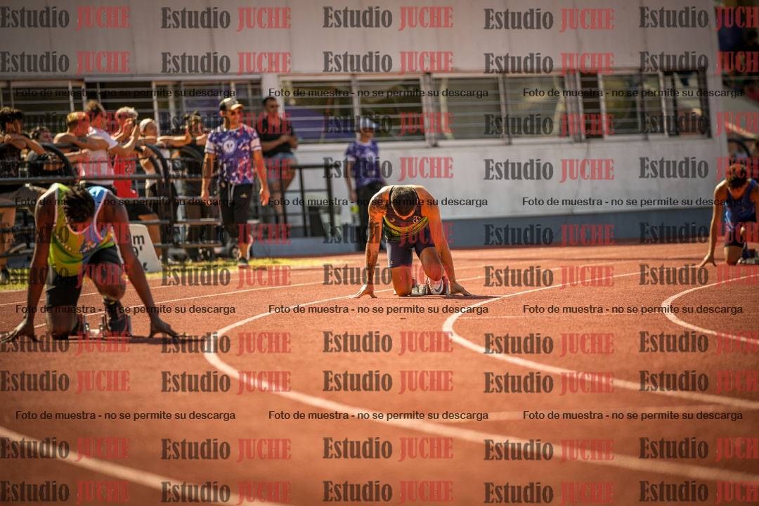 Fotos de los 400 m llanos de varones