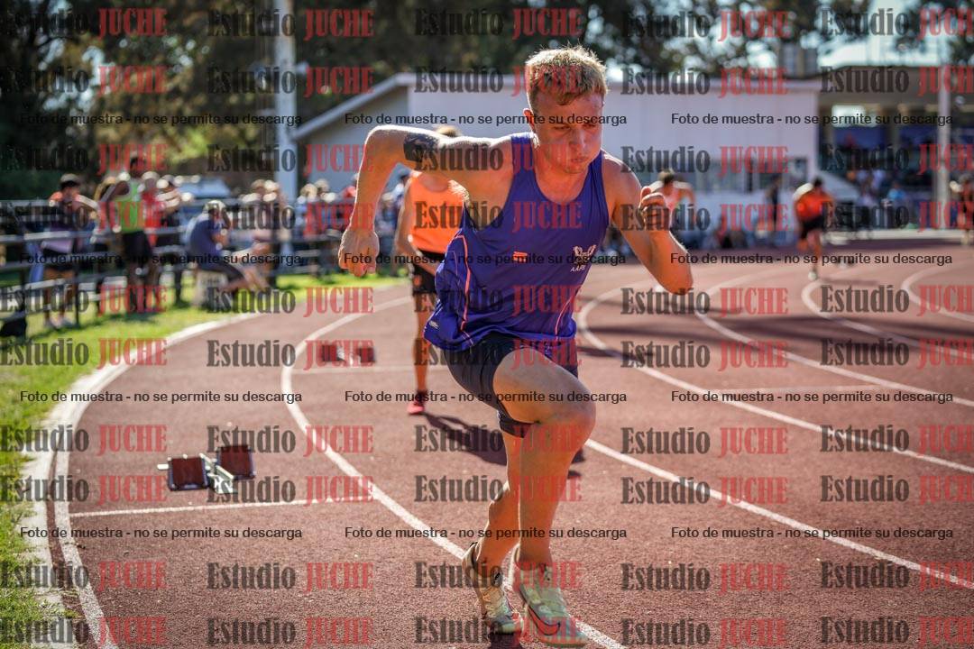 Fotos de los 400 m llanos de varones