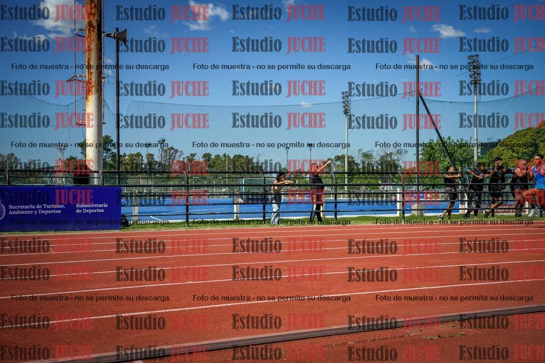 Fotos de los 200 m llanos de varones