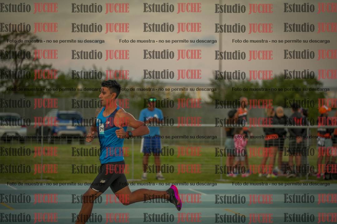 Fotos de los 3000 m llanos de varones