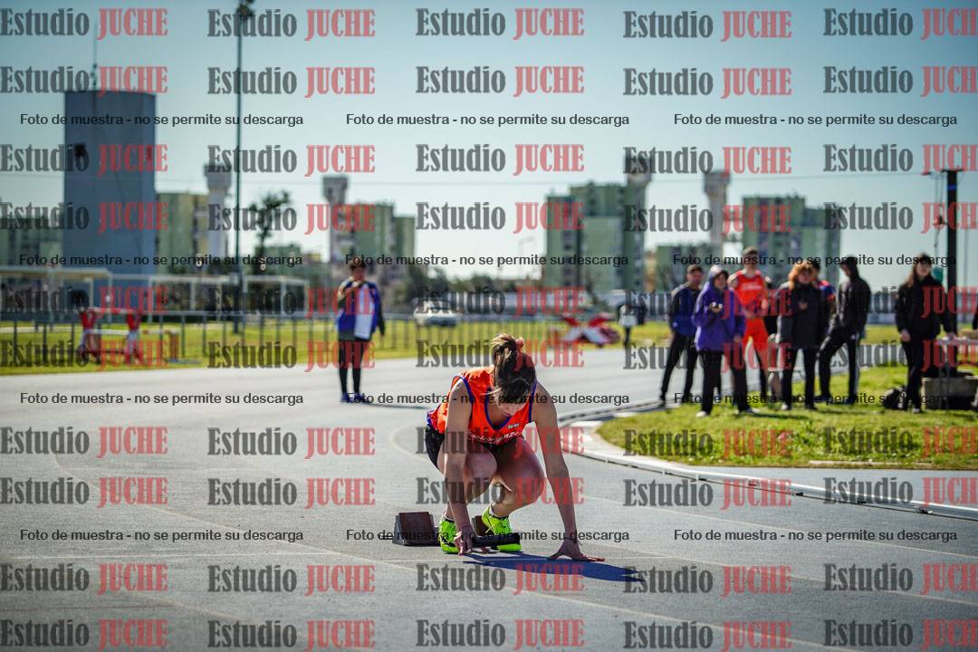 Fotos de las Postas 4x400 m de mujeres y varones