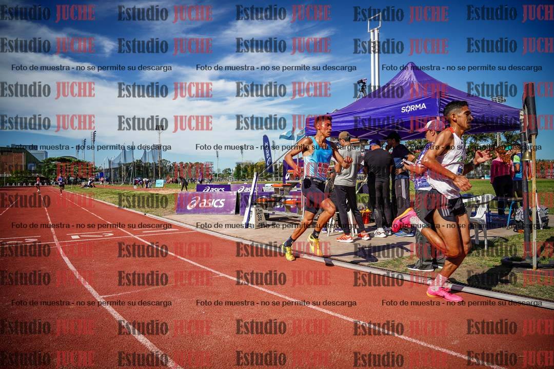 Fotos de los 5000 m llanos de varones