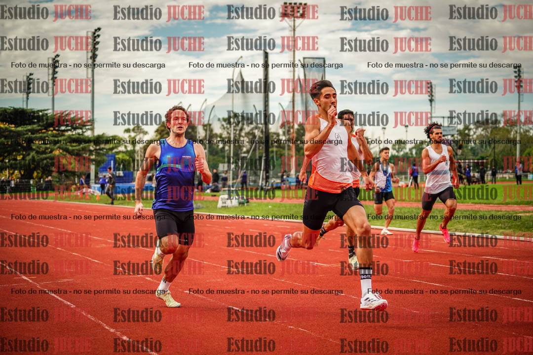 Fotos de los 400 m llanos de varones