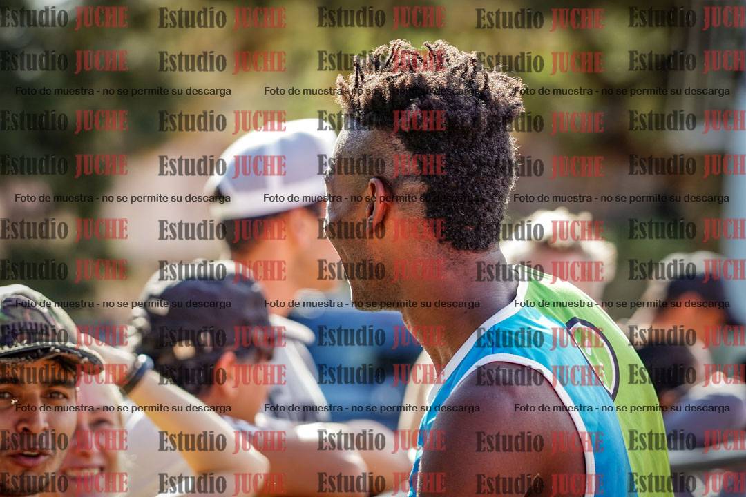 Fotos de los 400 m llanos de varones