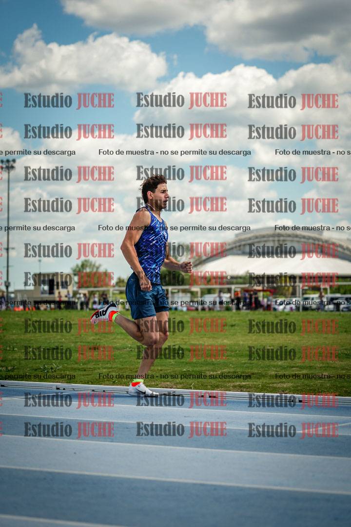 Fotos de los 400 m llanos de varones
