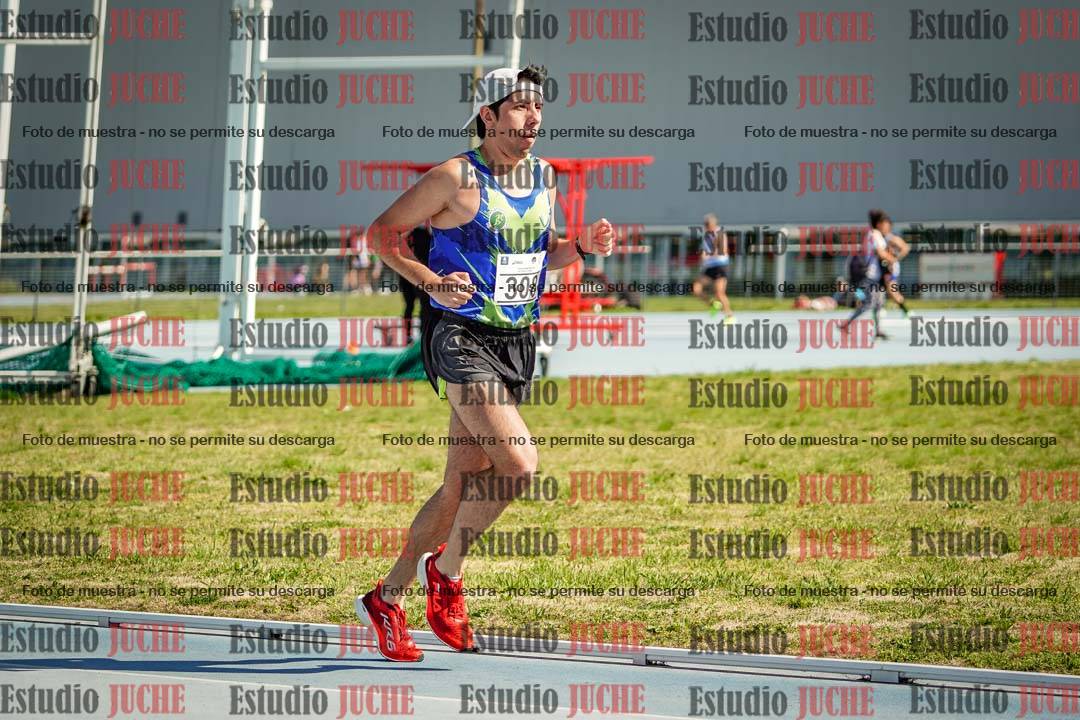 Fotos de los 3000 m llanos de varones