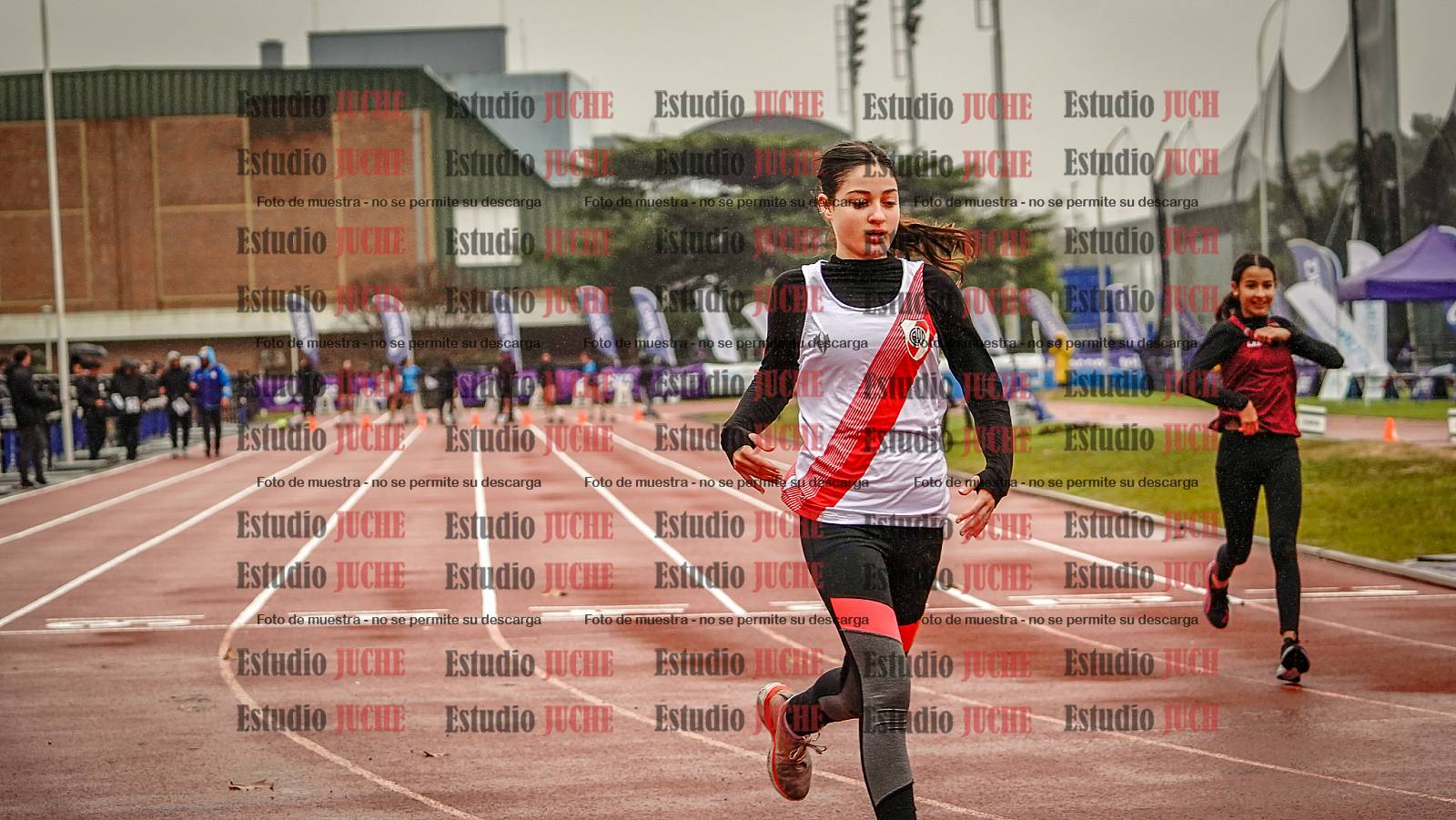 Fotos de los 80 m llanos de mujeres