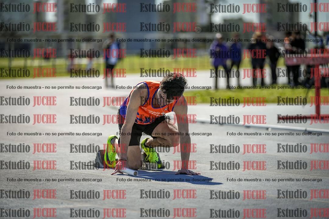 Fotos de las Postas 4x400 m de mujeres y varones