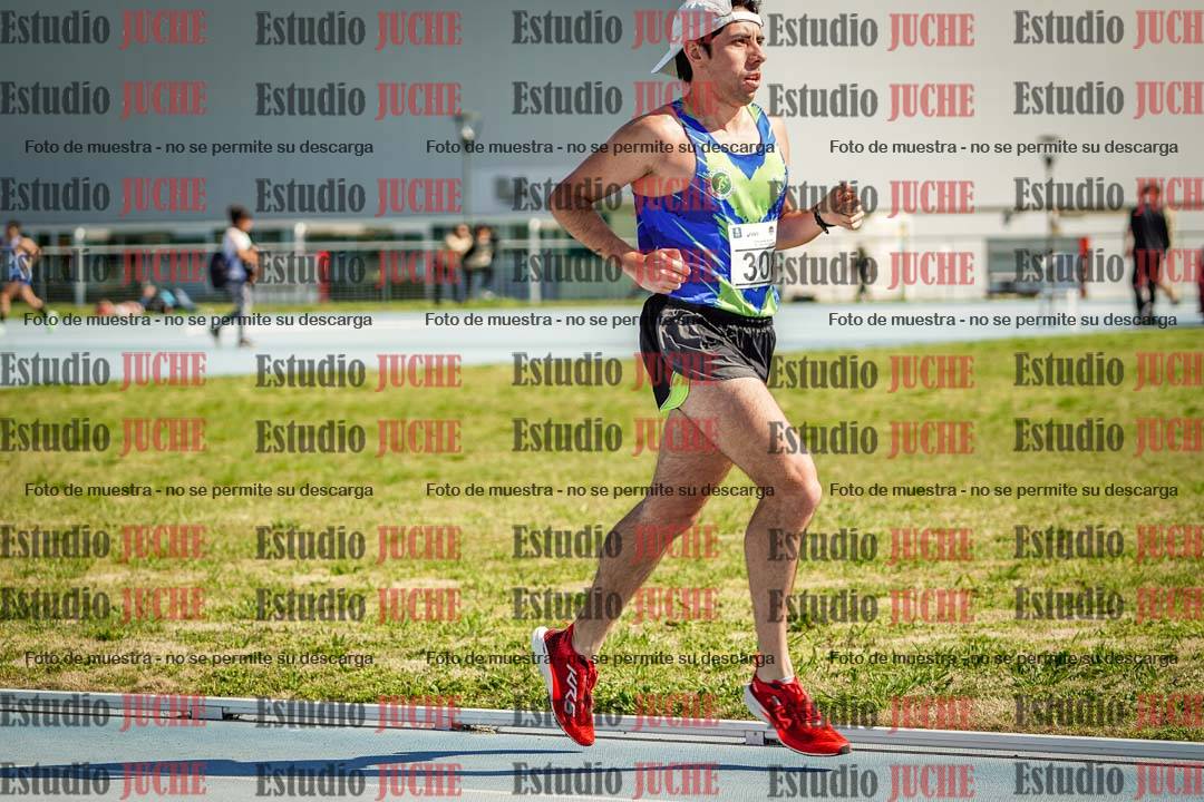 Fotos de los 3000 m llanos de varones
