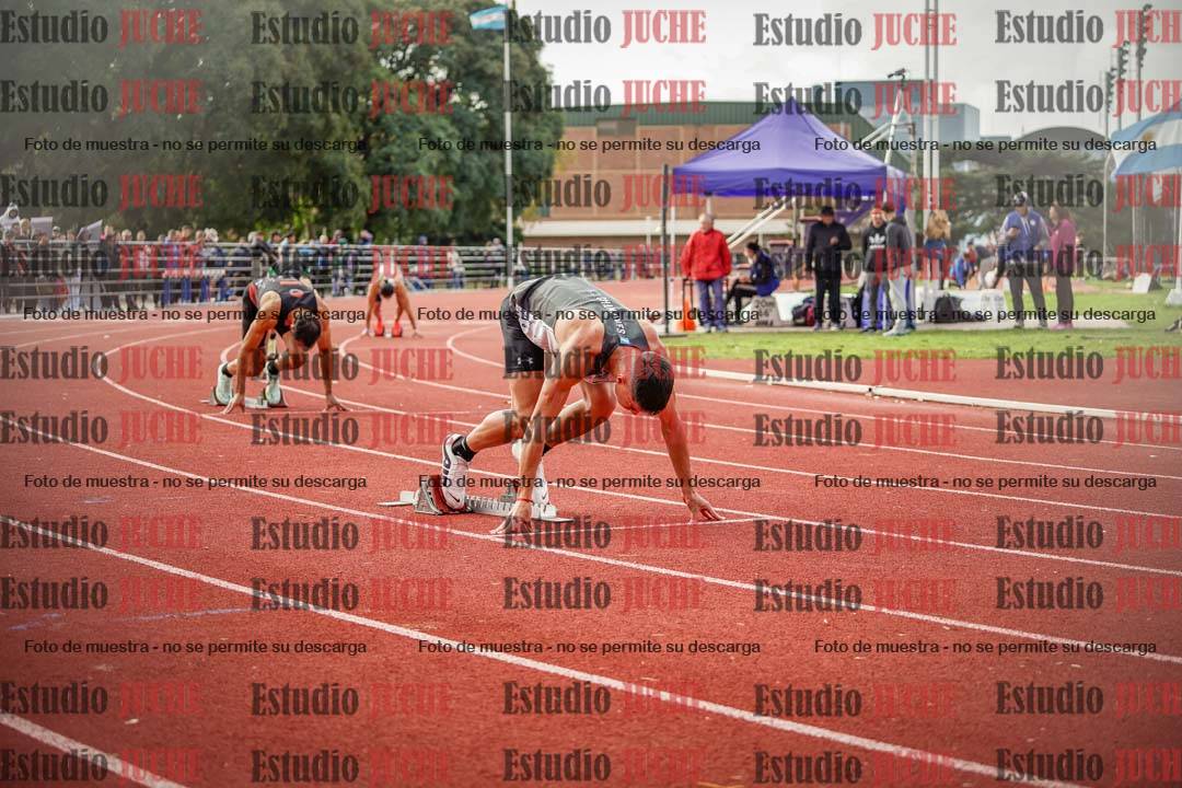 Fotos de los 400 m llanos de varones