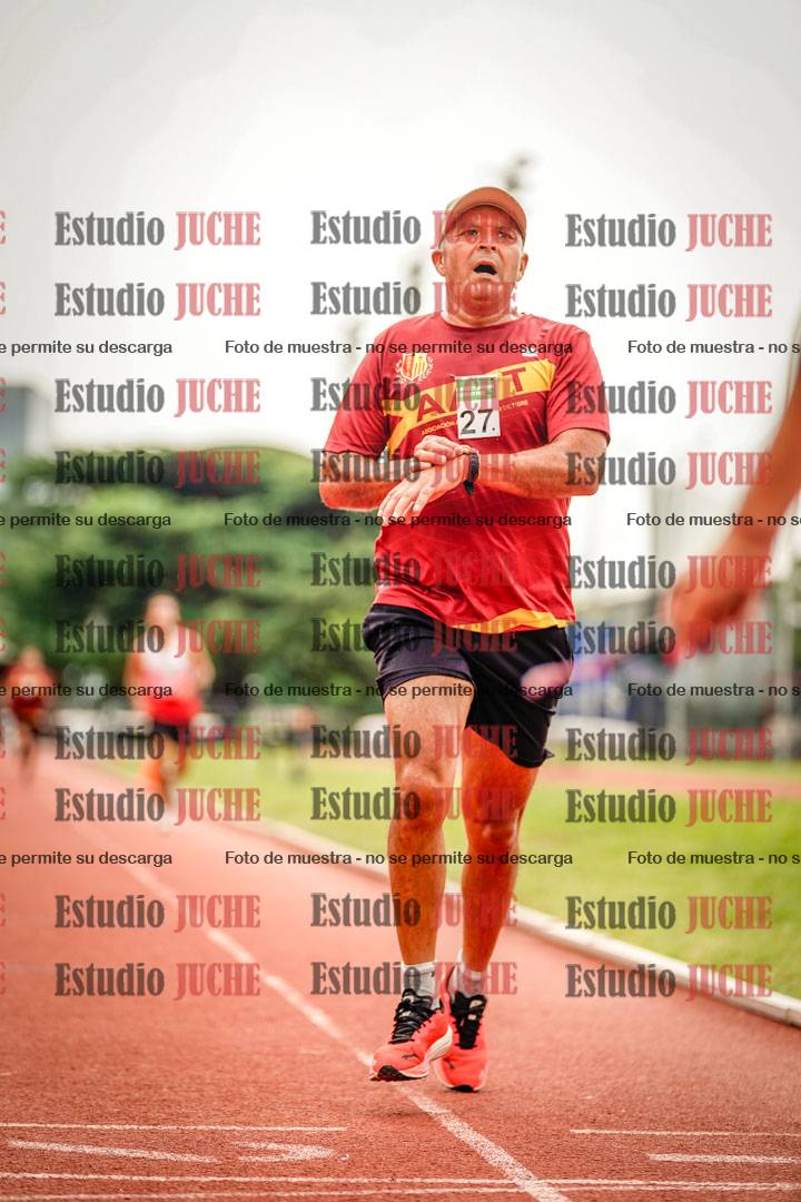 Fotos de los 3000 m llanos de varones