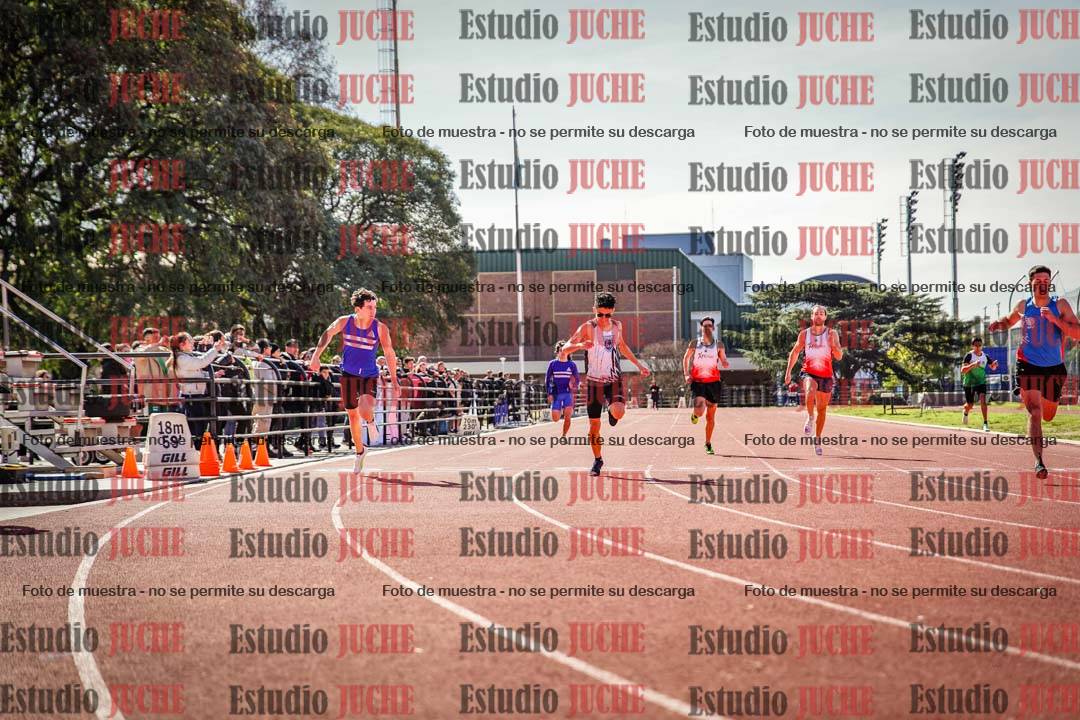 Fotos de los 200 m llanos de varones
