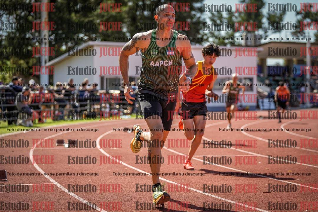 Fotos de los 400 m llanos de varones