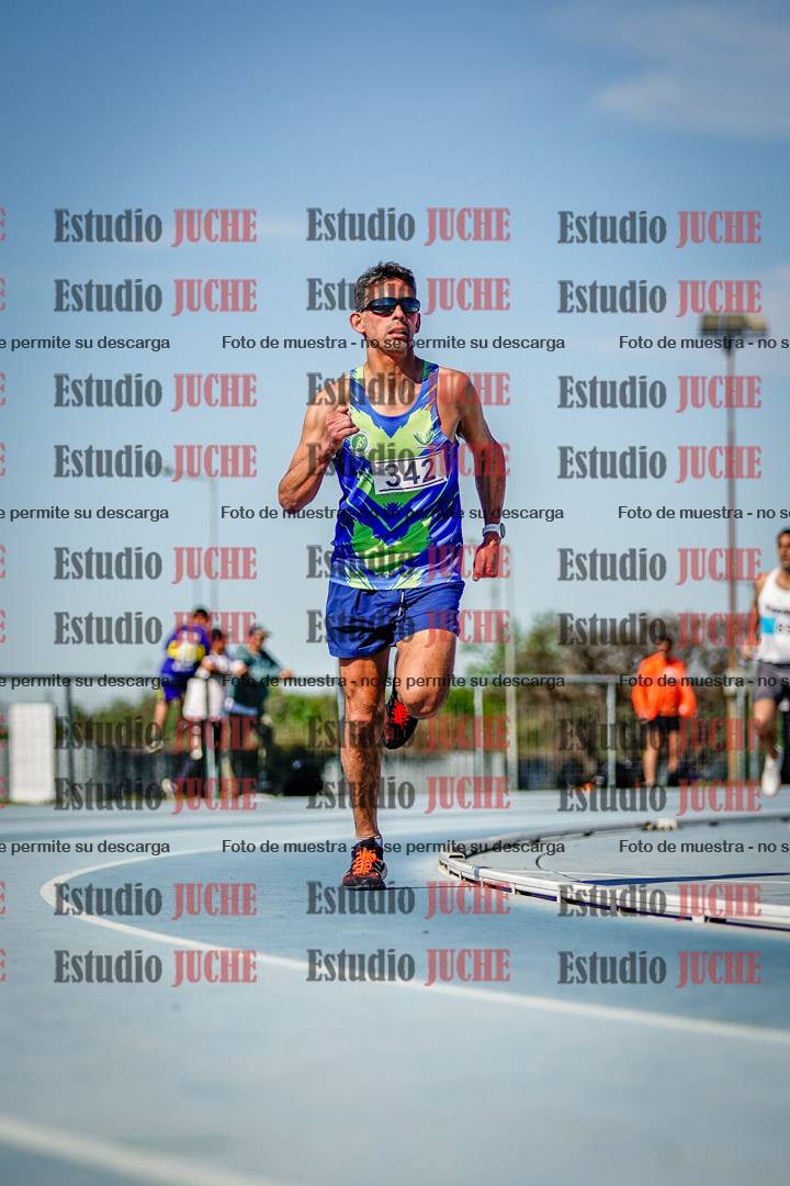 Fotos de los 3000 m llanos de varones