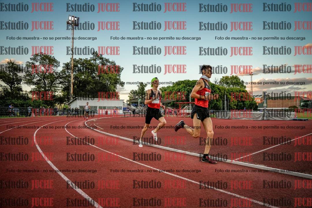 Fotos de los 1500 m llanos de varones