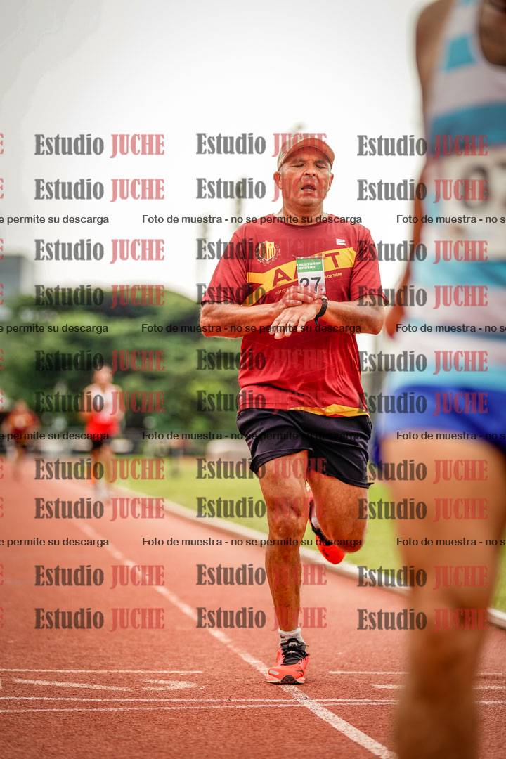 Fotos de los 3000 m llanos de varones
