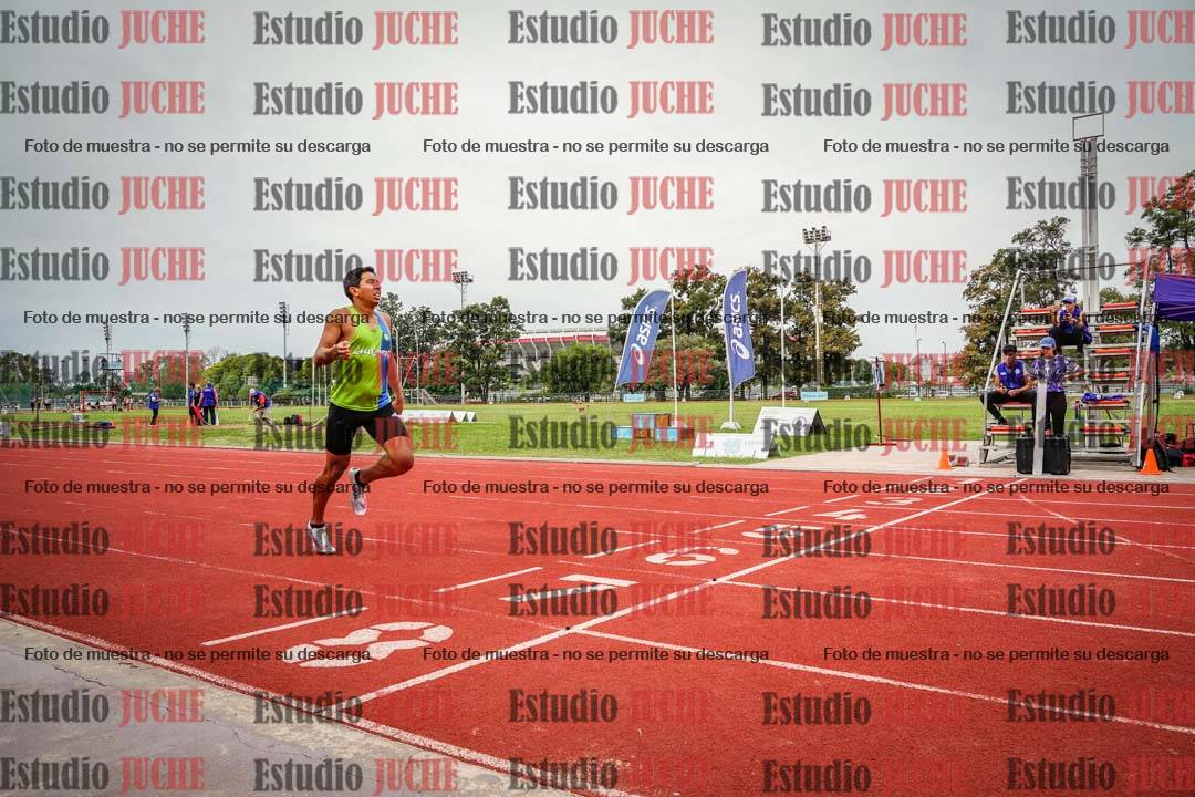 Fotos de los 400 m llanos de varones
