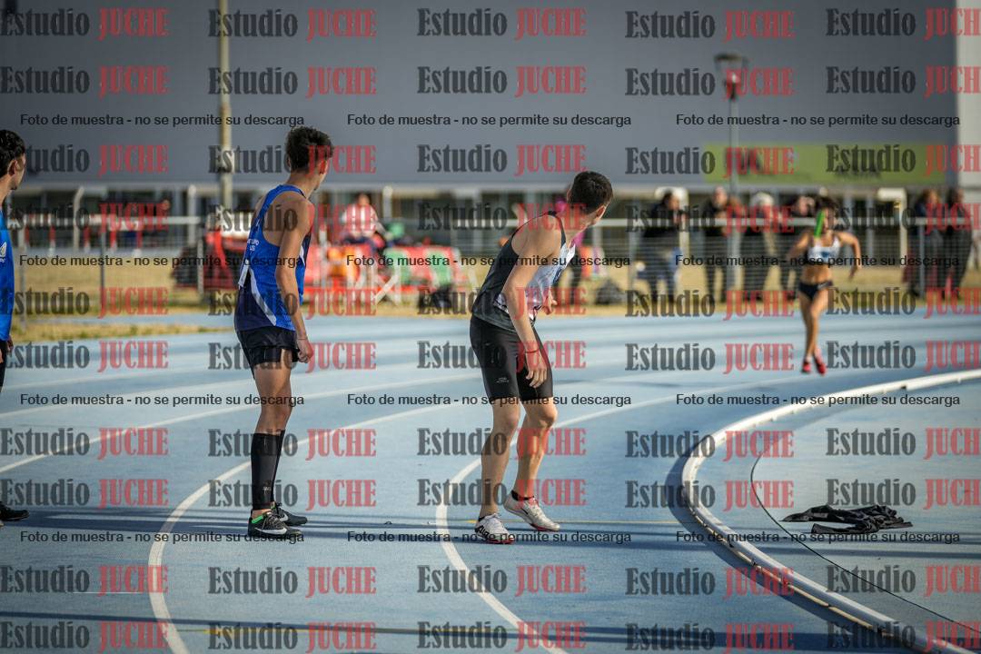 Fotos de las Postas 8x200 m mixta
