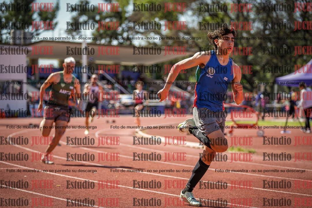 Fotos de los 400 m llanos de varones