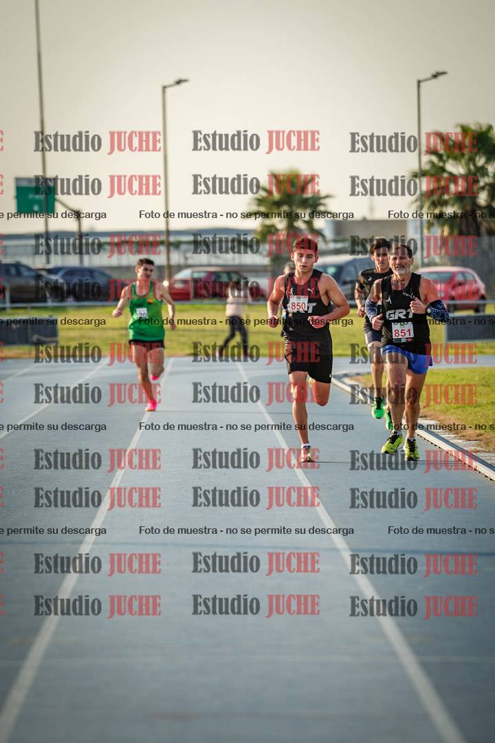 Fotos de los 3000 m llanos de varones