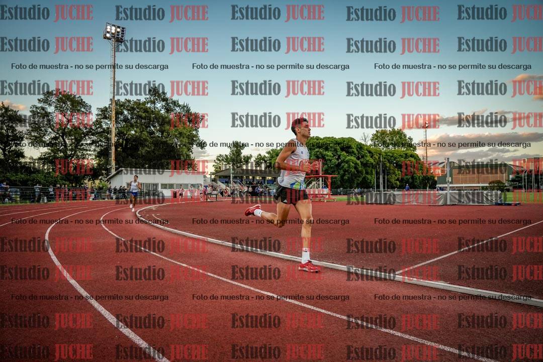 Fotos de los 1500 m llanos de varones