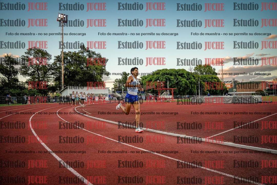 Fotos de los 1500 m llanos de varones