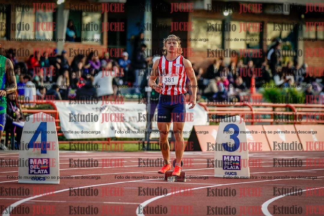 Fotos de las postas 4x100 m de varones - serie 2