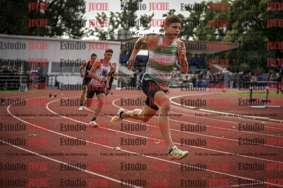 Fotos de los 400 m llanos de varones