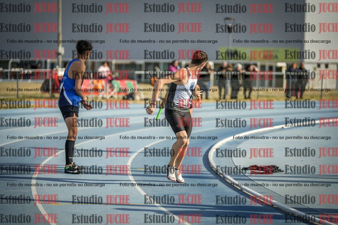 Fotos de las Postas 8x200 m mixta