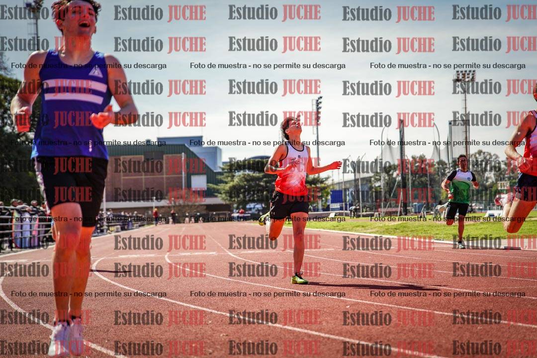 Fotos de los 200 m llanos de varones