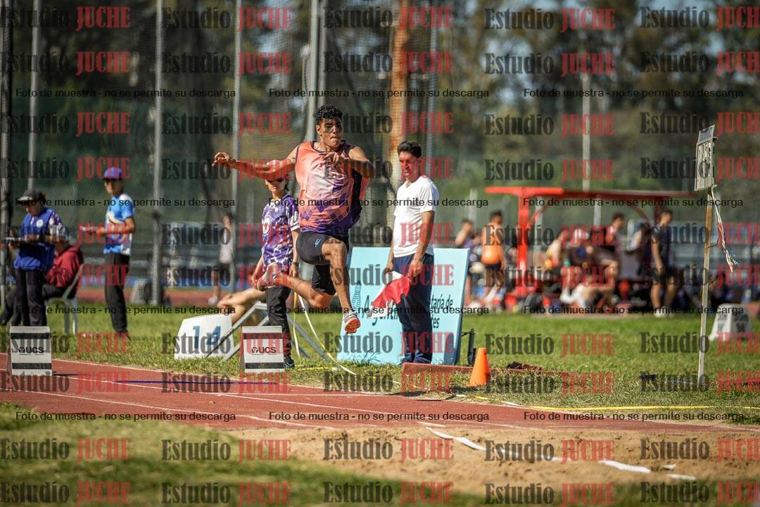Fotos del salto triple de varones