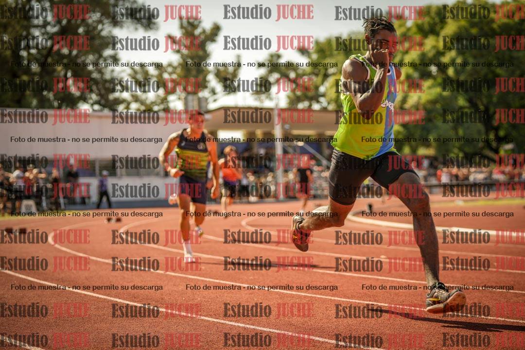 Fotos de los 400 m llanos de varones