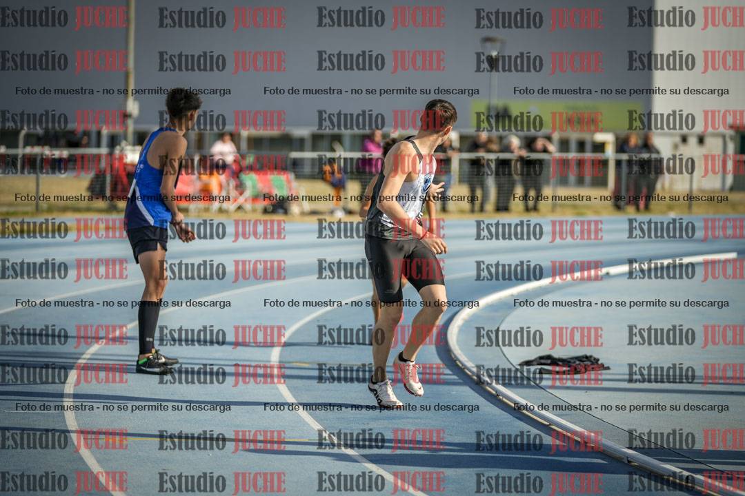 Fotos de las Postas 8x200 m mixta