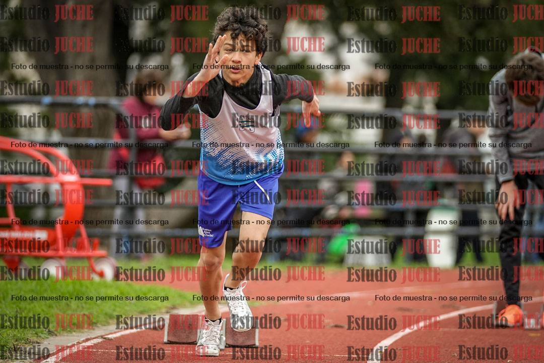 Fotos de los 200 m llanos de varones