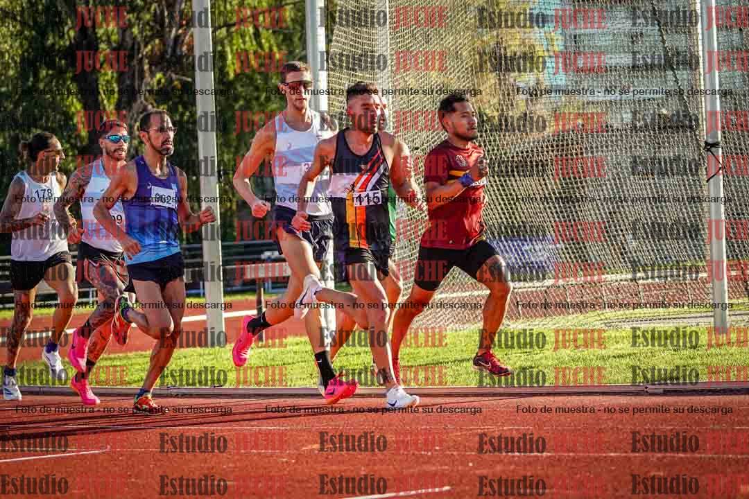 Fotos de los 3000 m llanos de varones