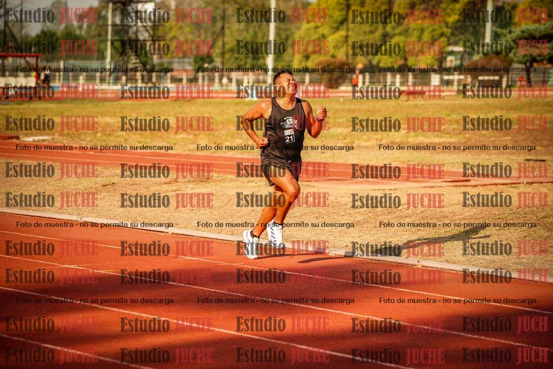 Fotos de los 1500 m llanos de varones
