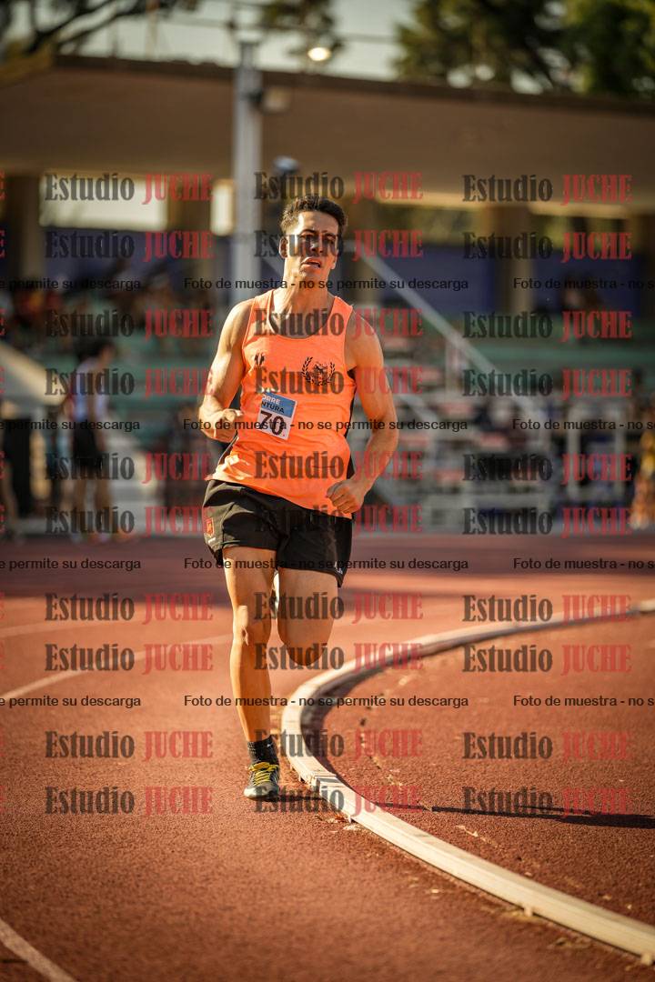Fotos de los 800 m llanos de varones