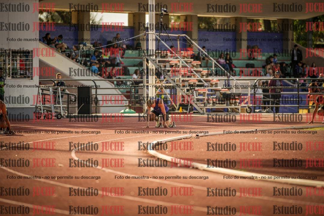 Fotos de los 400 m llanos de varones