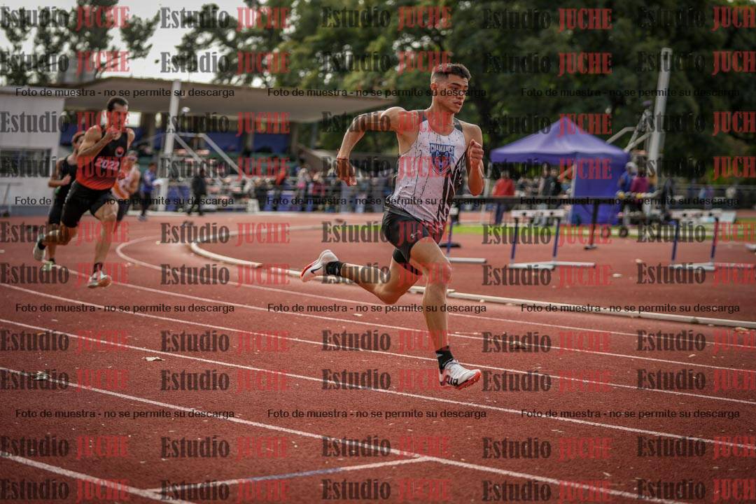 Fotos de los 400 m llanos de varones