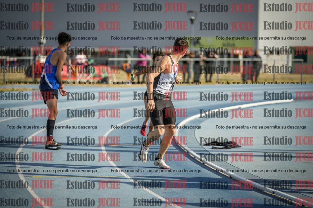 Fotos de las Postas 8x200 m mixta