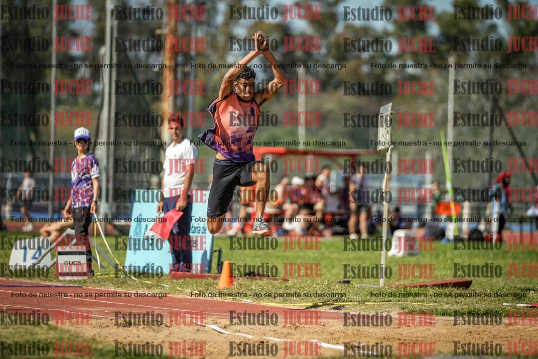 Fotos del salto triple de varones