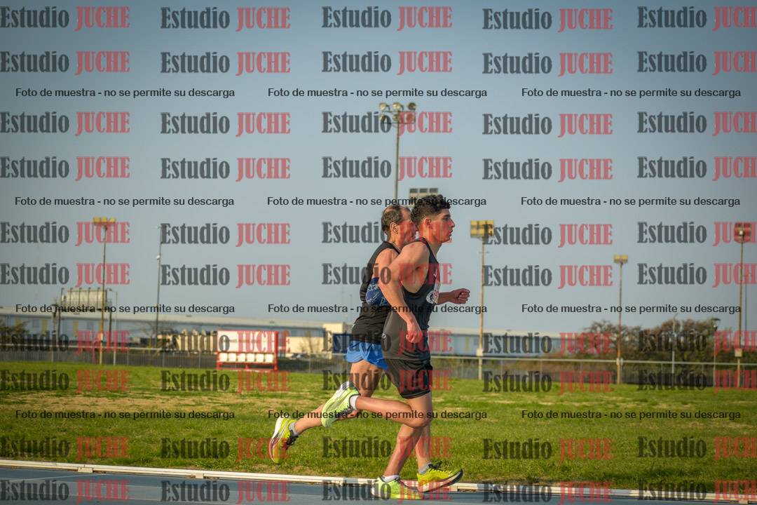 Fotos de los 3000 m llanos de varones