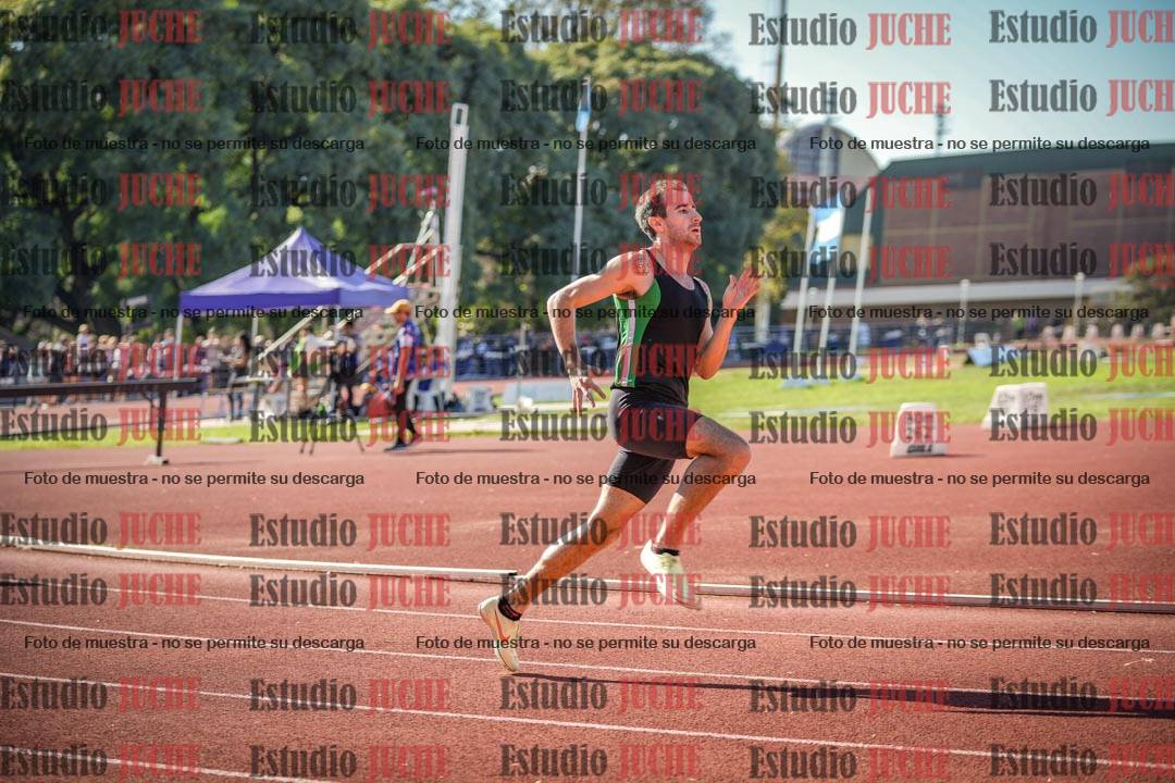 Fotos de los 400 m llanos de varones