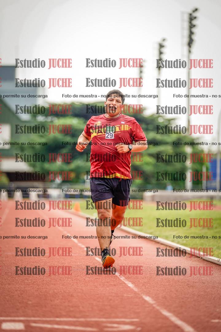 Fotos de los 3000 m llanos de varones