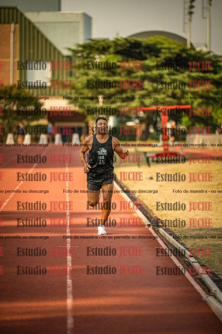 Fotos de los 1500 m llanos de varones