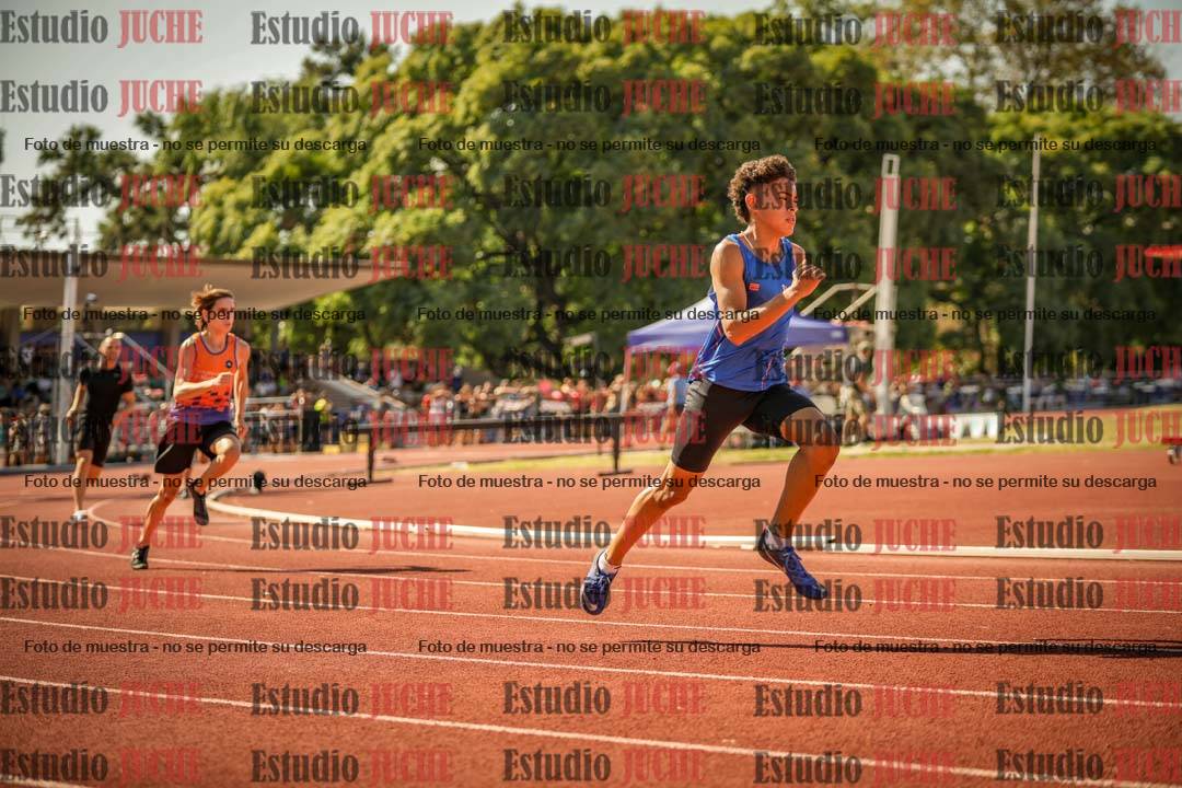 Fotos de los 400 m llanos de varones