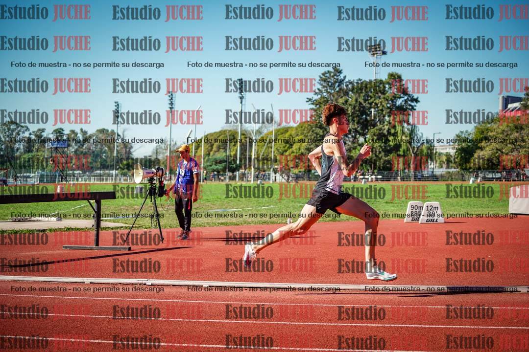 Fotos de los 400 m llanos de varones