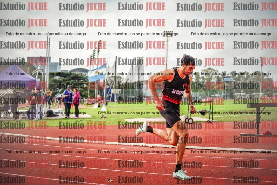 Fotos de los 400 m llanos de varones