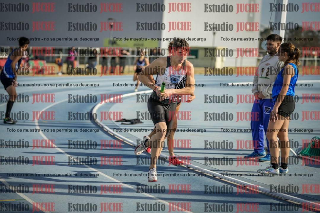 Fotos de las Postas 8x200 m mixta